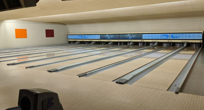 Thunder Bowl Lanes - Web Listing (newer photo)